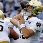 Carr, ground game help No. 3 Notre Dame push past North Carolina 37-26 for 15th straight win