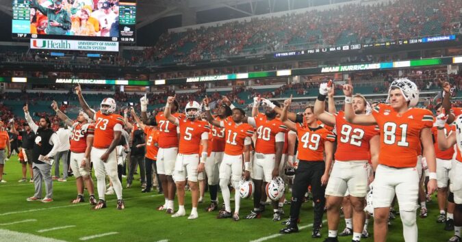 College football picks: Unranked teams 9-198 now against No. 1s since 2000; No. 1 Miami now on deck