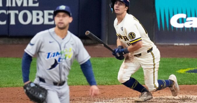 Frelick, Pratt lift Brewers to 5-4 comeback win over Rays and 2-0 World Series lead