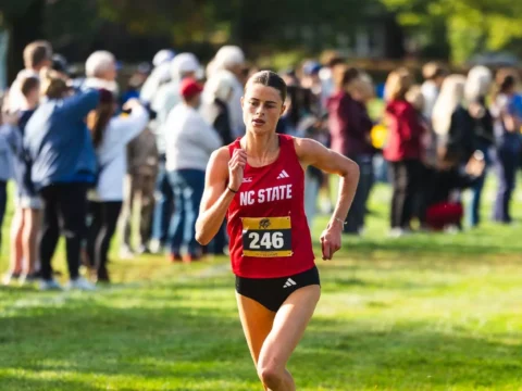 Hannah Gapes Named ACC Female Performer of the Week