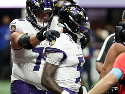 Huntley leads late TD drive to force OT and then scores on 1-yard run as Ravens beat Falcons 30-23 Huntley leads late TD drive to force OT and then scores on 1-yard run as Ravens beat Falcons 30-23