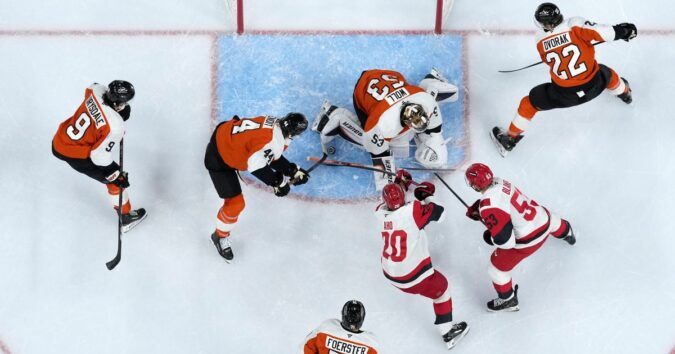 Hurricanes send Flyers to franchise-record 7th straight loss to open season Hurricanes send Flyers to franchise-record 7th straight loss to open season