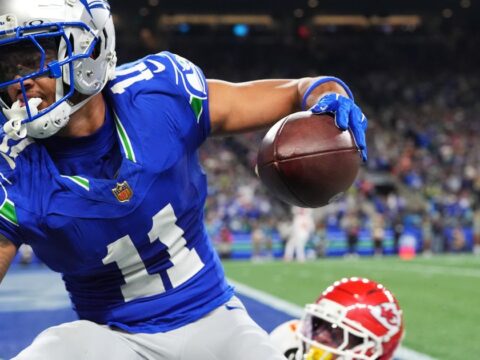 Jaxon Smith-Njigba has 150 receiving yards and a score in the Seahawks’ 20-3 win over the Chiefs Jaxon Smith-Njigba has 150 receiving yards and a score in the Seahawks’ 20-3 win over the Chiefs