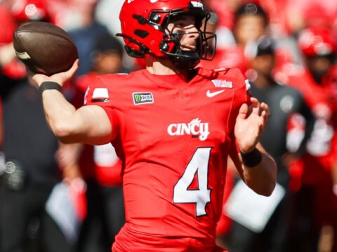 JC French IV has 4 TD passes as Cincinnati stuns No. 8 Texas Tech 37-24 JC French IV has 4 TD passes as Cincinnati stuns No. 8 Texas Tech 37-24