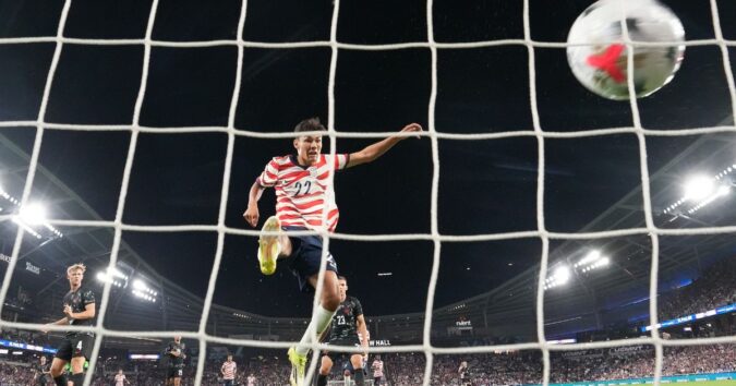 Justin Ellis scores again as young US squad beats Canada 1-0