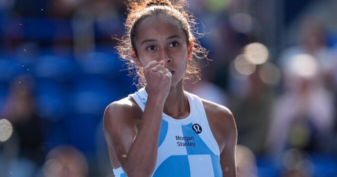 Leylah Fernandez advances to Tokyo WTA final with win over Rakhimova