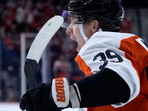 Matvei Michkov scores 2 goals and Flyers beat Avalanche 3-2 for 2nd straight win Matvei Michkov scores 2 goals and Flyers beat Avalanche 3-2 for 2nd straight win