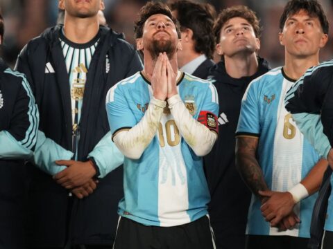 Messi caps Argentina farewell with a penalty and 2 assists in a 3-0 win over Benin