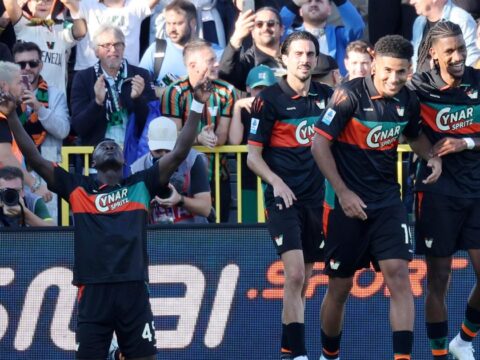Napoli stunned by previously winless Venezia, PSG warms up for Barcelona showdown with a victory