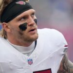 NFL flags officials, suspending 2 after outbursts on a weekend marked by profane flare-ups NFL flags officials, suspending 2 after outbursts on a weekend marked by profane flare-ups