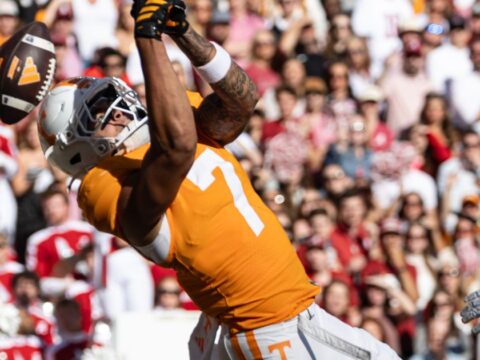 No. 14 Tennessee hands No. 6 Alabama second straight loss, 26-10