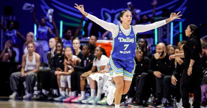 Ogunbowale scores WNBA playoff-record 45 as Wings win in OT to force deciding game with Valkyries