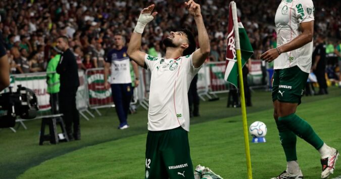 Palmeiras beat Fluminense 2-1 away in Copa Libertadores semifinal