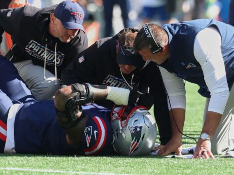 Patriots dealing with more injuries on their banged-up offensive line entering a short week
