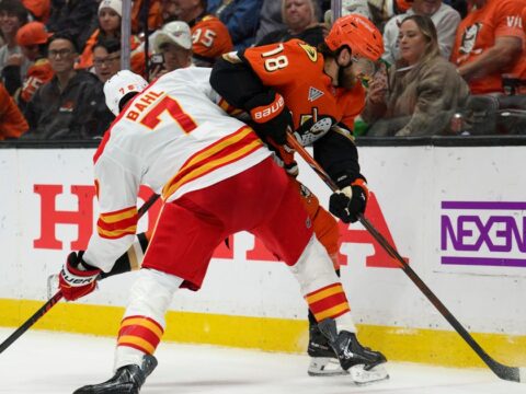Pospisil’s tiebreaking third-period goal pushes Flames to first win of the season, 4-2 over Ducks Pospisil’s tiebreaking third-period goal pushes Flames to first win of the season, 4-2 over Ducks