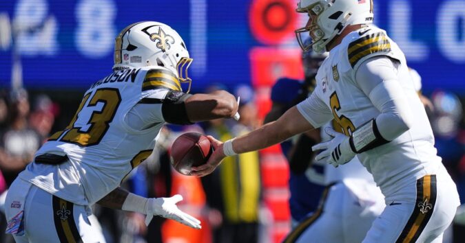 Saints look to take skid-ending performance at Giants into success overseas