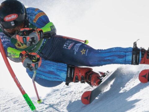 Shiffrin finishes giant slalom in 7th place as ski racing season starts in Austria