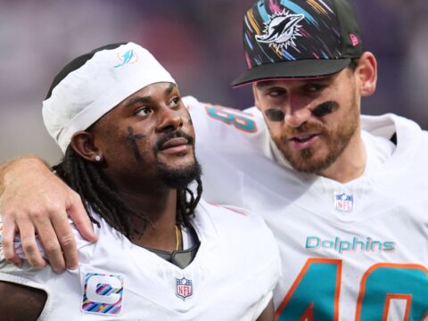 Slow offensive start for the Miami Dolphins continues as the growing pains persist Slow offensive start for the Miami Dolphins continues as the growing pains persist