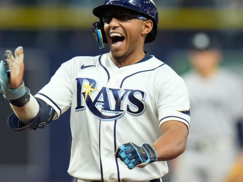Small-ball Rays beat the sloppy Yankees 5-2 for a 2-0 lead in AL Division Series