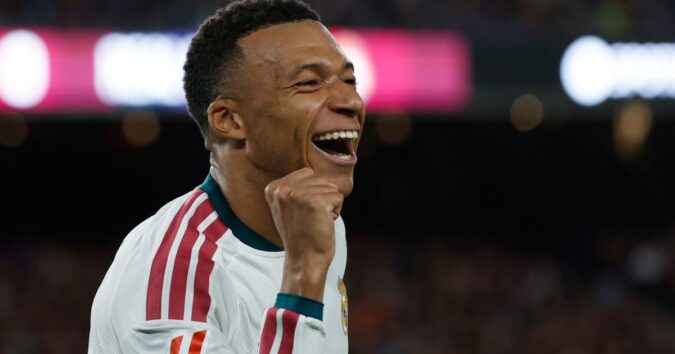 Soccer star Kylian Mbappé apologizes for apparent reference to Mao as a ‘dictator’