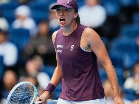 Swiatek surges past 18-year-old Iva Jovic to reach China Open quarterfinals Swiatek surges past 18-year-old Iva Jovic to reach China Open quarterfinals