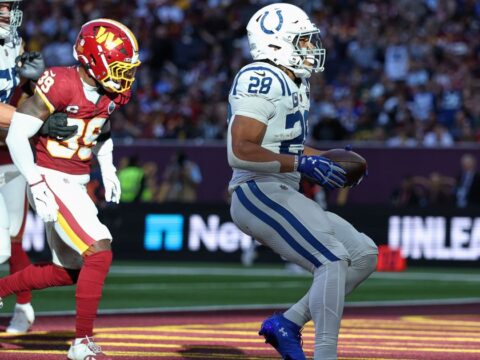 Taylor runs for 2 TDs and Colts beat Commanders 30-13 in London Taylor runs for 2 TDs and Colts beat Commanders 30-13 in London