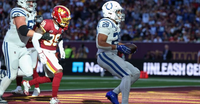 Taylor runs for 2 TDs and Colts beat Commanders 30-13 in London Taylor runs for 2 TDs and Colts beat Commanders 30-13 in London