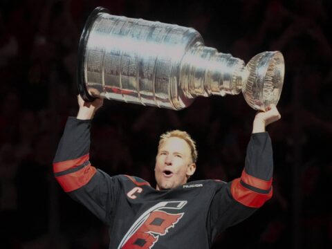 The Hurricanes’ centers have no choice but to step up after prognosis for the captain The Hurricanes’ centers have no choice but to step up after prognosis for the captain