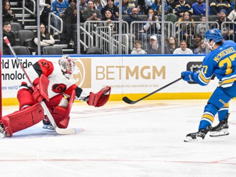 The Hurricanes close the road trip with their first shutout victory of the season