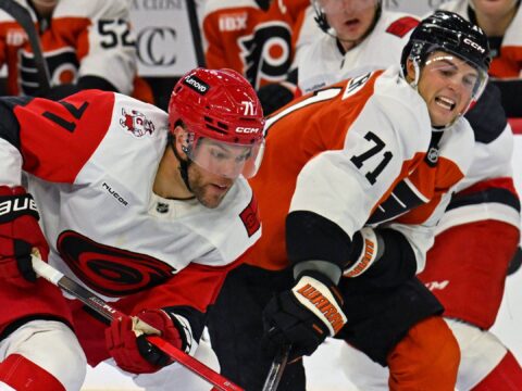 The Hurricanes vie for a fifth straight win, while the Flyers hope to end their slump The Hurricanes vie for a fifth straight win, while the Flyers hope to end their slump
