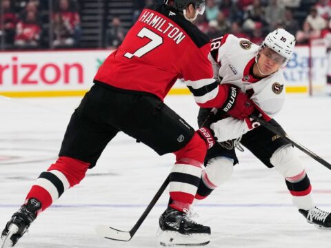 Tim Stützle and the Senators beat the Devils 4-1 to keep their hot start going Tim Stützle and the Senators beat the Devils 4-1 to keep their hot start going