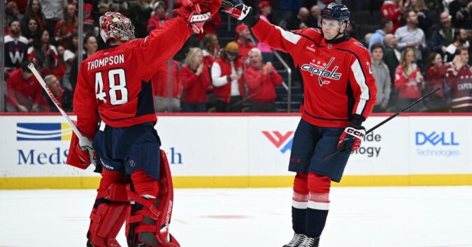 Tuch scores 2 more goals, Capitals beat Flyers 5-2 Tuch scores 2 more goals, Capitals beat Flyers 5-2