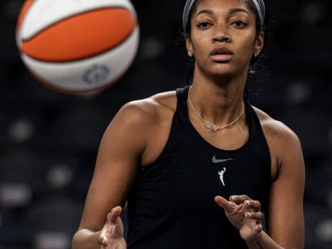 Valkyries look to clinch first WNBA title as they take a 3-2 series lead into Game 6 against Dream Valkyries look to clinch first WNBA title as they take a 3-2 series lead into Game 6 against Dream