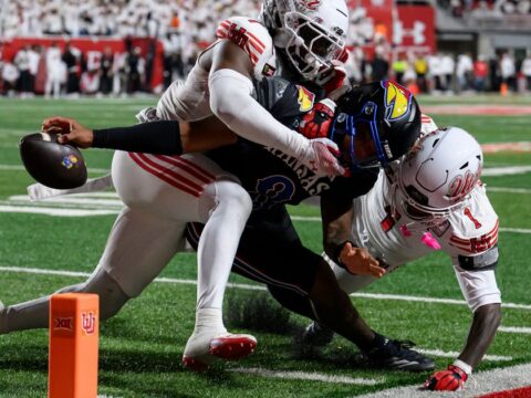 Wayshawn Parker runs for 171 yards and 2 TDs to lead No. 12 Utah past Kansas Wayshawn Parker runs for 171 yards and 2 TDs to lead No. 12 Utah past Kansas