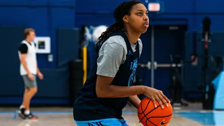 WBB Hosts Davidson In Lone Home Exhibition Sunday WBB Hosts Davidson In Lone Home Exhibition Sunday
