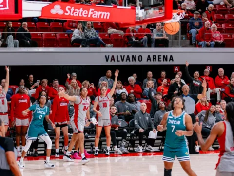 Wolfpack Beats UNCW in Exhibition