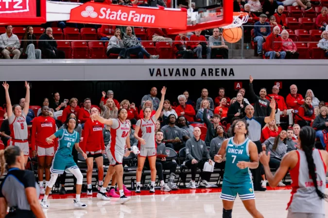 Wolfpack Beats UNCW in Exhibition
