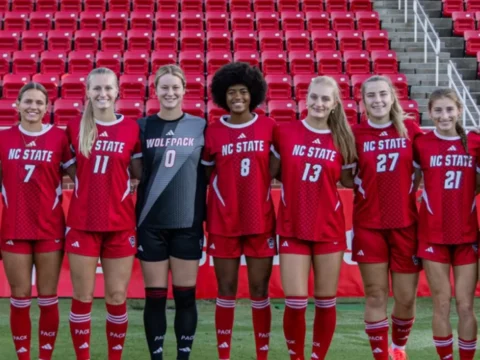 Women’s Soccer to Host Syracuse for Senior Night Women’s Soccer to Host Syracuse for Senior Night